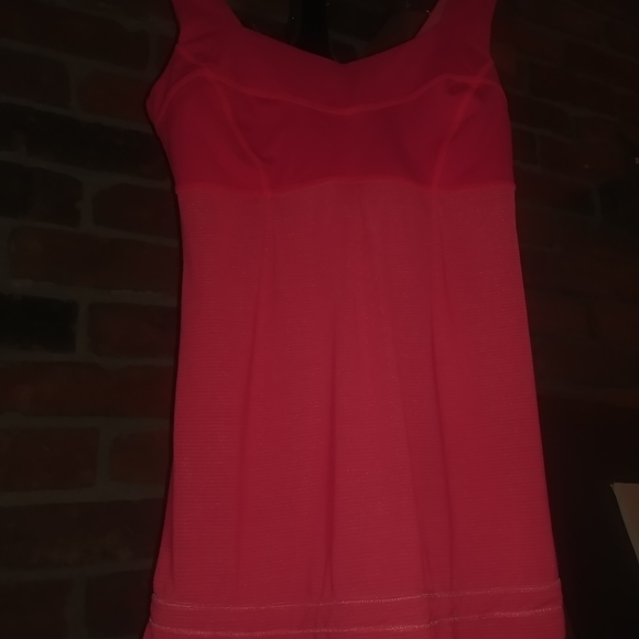 Lulu Lemon adjustable workout tank - Picture 6 of 12